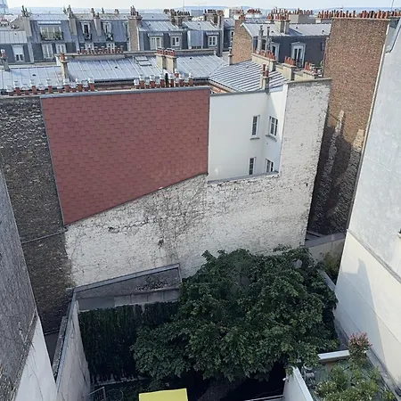 Holiday Inn Paris Montmartre By Ihg-3